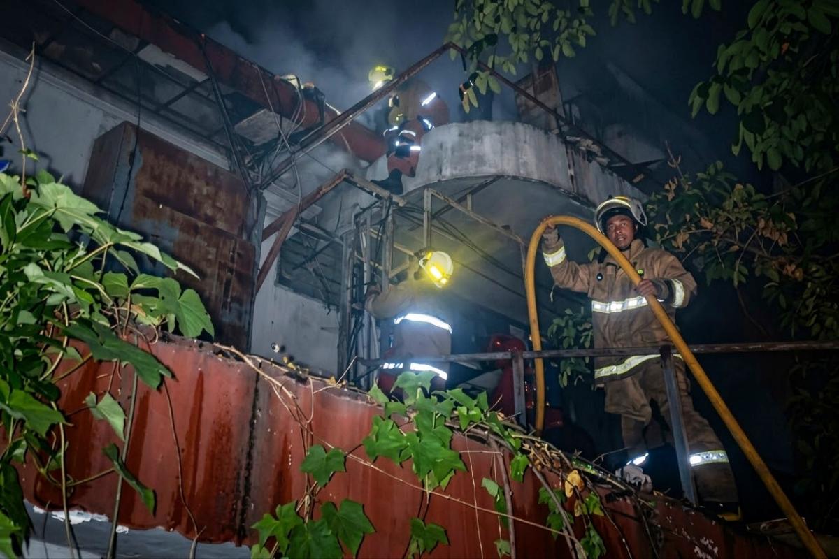 Korsleting Diduga Jadi Pemicu Kebakaran di Eks Gedung MNC TV
