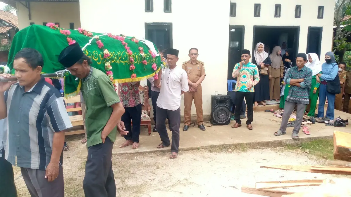 Siswa SD di Lampung Tengah Meninggal Usai Tersedak Kelengkeng MBG