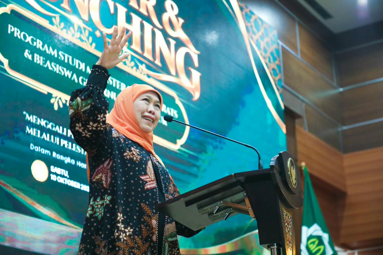 Gubernur Khofifah Luncurkan Prodi Magister Kajian Turats di UINSA, Pertama di Indonesia