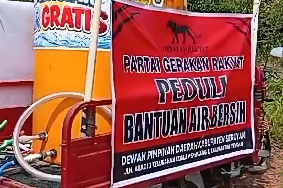 Gerakan Rakyat Kabupaten Seruyan Salurkan Bantuan Air Bersih untuk Warga Terdampak Kemarau